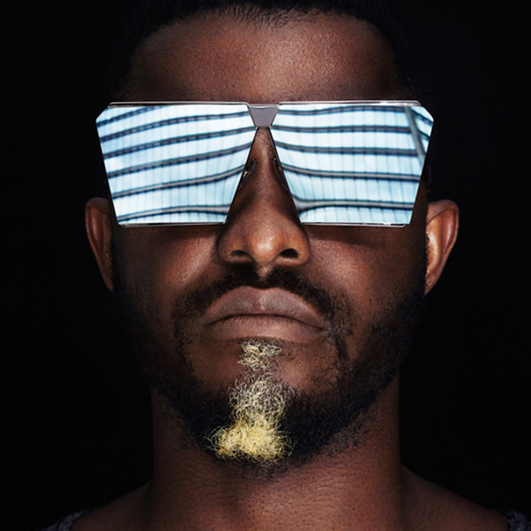 Moodsad meeste kandilised prillid ja värvilised prillid