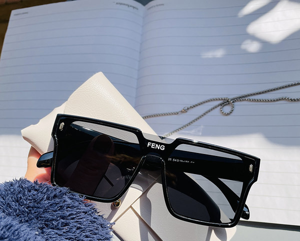 Naujas stačiakampio formos vyriškų akinių nuo saulės modelis