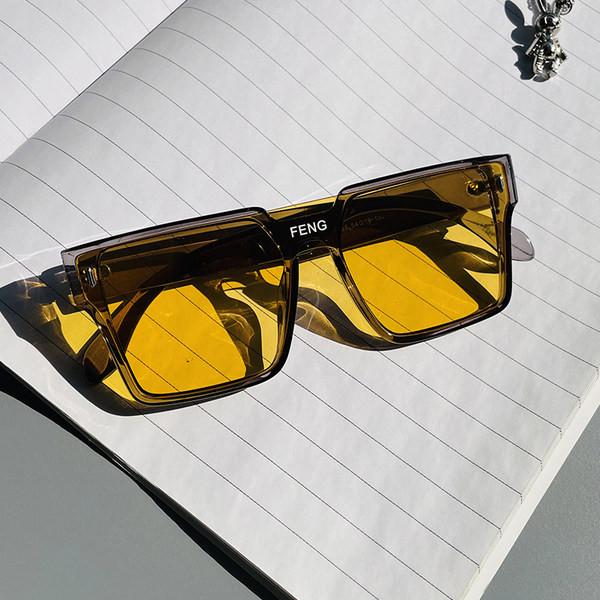 Naujas stačiakampio formos vyriškų akinių nuo saulės modelis