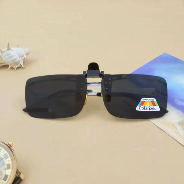 Akiniai nuo saulės su UV apsauga vyrams ir moterims