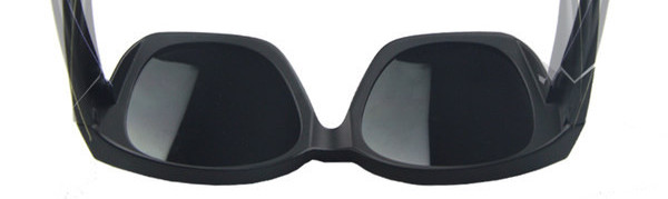 Meeste plastikraamiga polariseeritud päikeseprillid