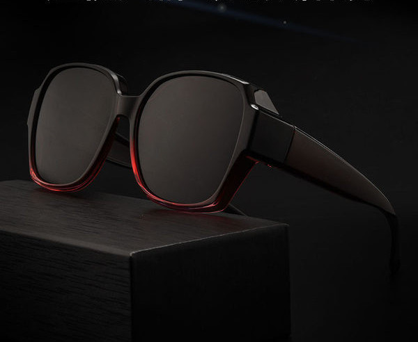 Kahes värvitoonis meeste ümarad prillid