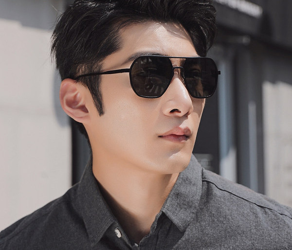 Meeste stiilsed UV-kaitsega päikeseprillid