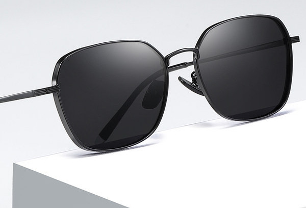 Meeste kandilised päikeseprillid