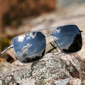 Peegelefektiga ja UV-kaitsega meeste prillid