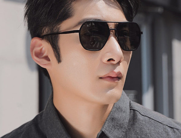 Meeste vabaaja prillid metallraamiga