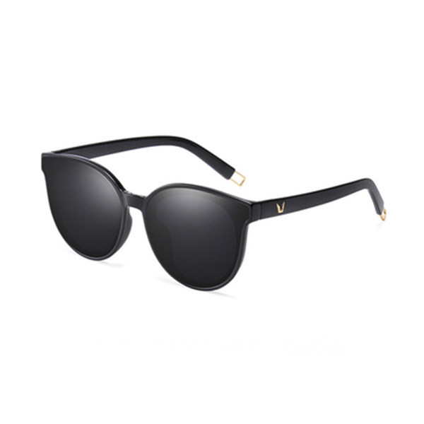 Uus UV-kaitsega meeste päikeseprillide mudel