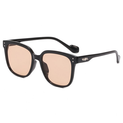 Uus retrostiilis UV-kaitsega päikeseprillide mudel