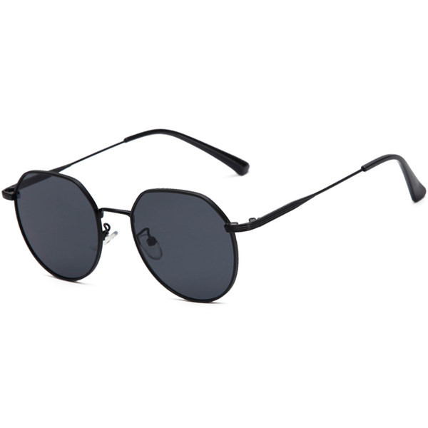 Moodsad UV-kaitse ja õhukese raamiga prillid – sobivad nii meestele kui naistele