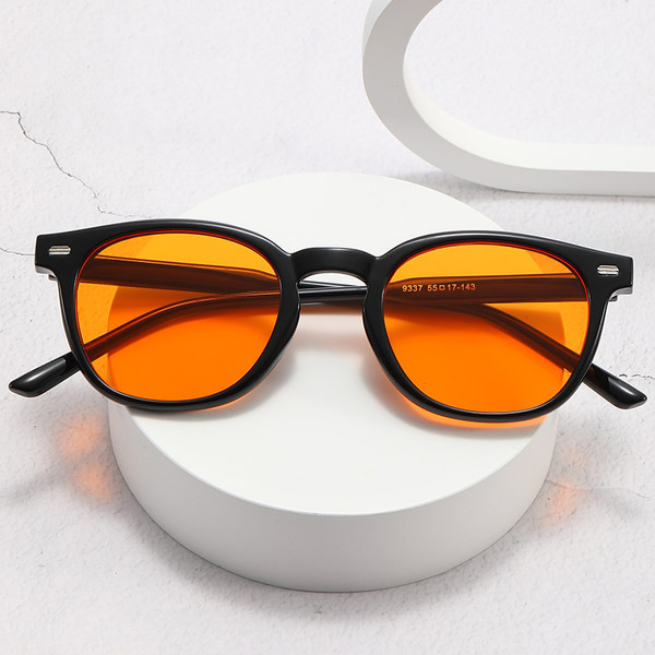 Moodsad meeste ümarad prillid