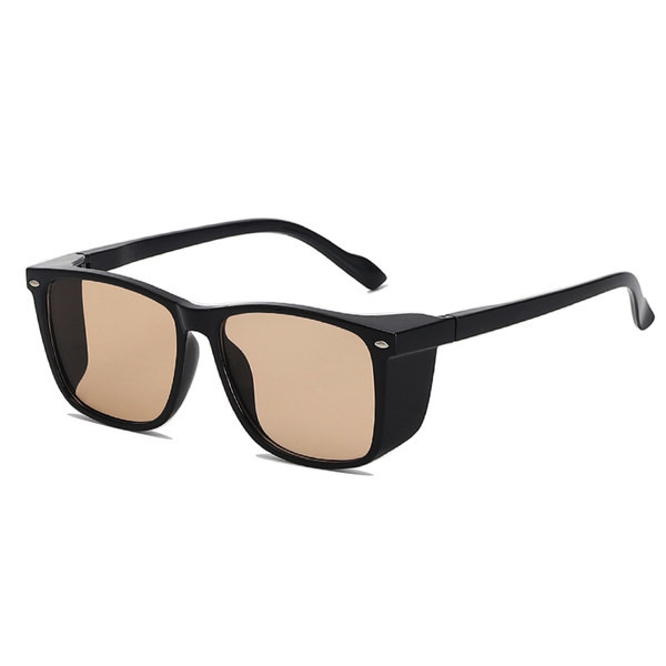 Meeste kaasaegsed plastikraamiga prillid