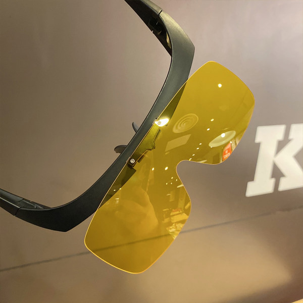 Mask-tüüpi polariseeritud klaasidega päikeseprillid