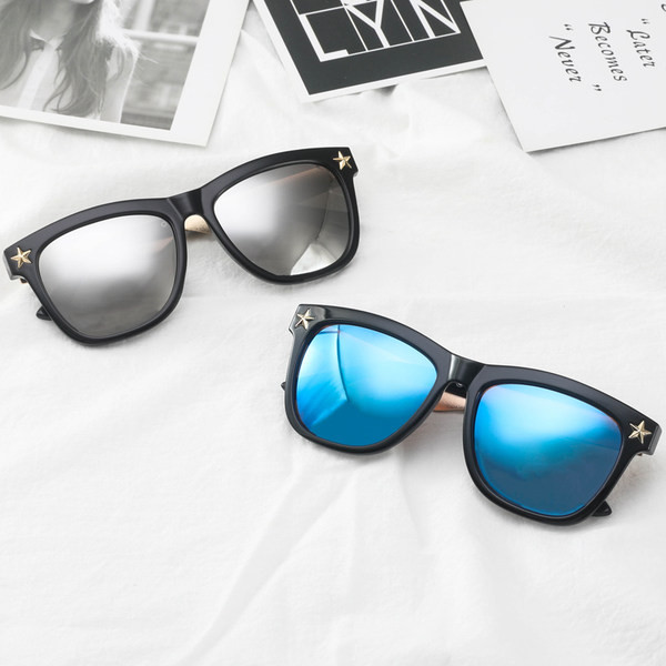 Meeste kandilised värviliste klaasidega prillid