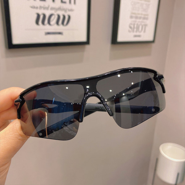 UV-kaitsega meeste prillide uus mudel - sobivad jalgrattaga sõitmiseks