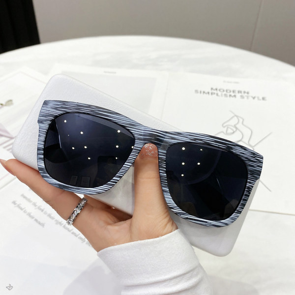 Vyriški akiniai su UV apsauga ir spalvoti akiniai