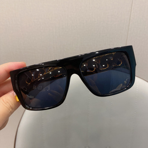 UV-kaitsega ja laia raamiga meeste päikeseprillid