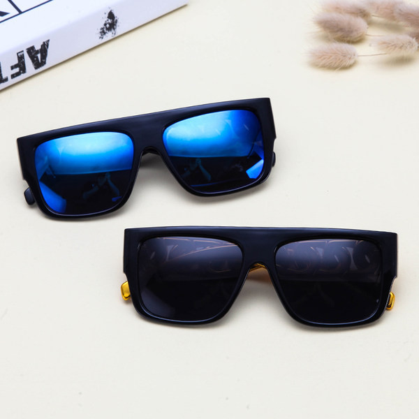 UV-kaitsega ja laia raamiga meeste päikeseprillid