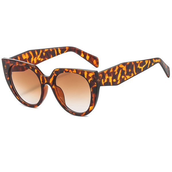 Uued kaasaegsed plastikraamidega meeste päikeseprillid