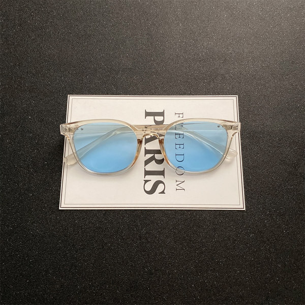 UV-kaitsega meeste päikeseprillid