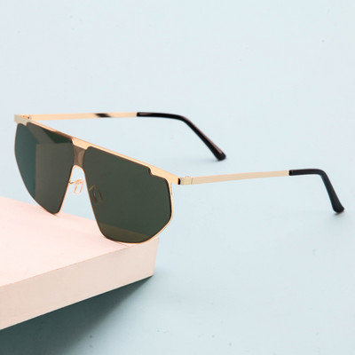 Νέο μοντέλο ανδρικά γυαλιά με μη τυποποιημένο σχήμα