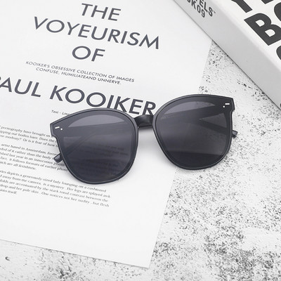 Unisex ležerne sunčane naočale s plastičnim okvirima