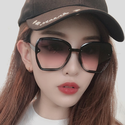 Naiste päikeseprillide uus mudel UV kaitsega