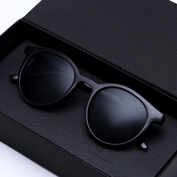 Νέο μοντέλο γυναικεία γυαλιά ηλίου με λεπτό σκελετό