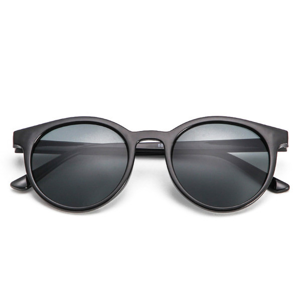 Νέο μοντέλο γυναικεία γυαλιά ηλίου με λεπτό σκελετό