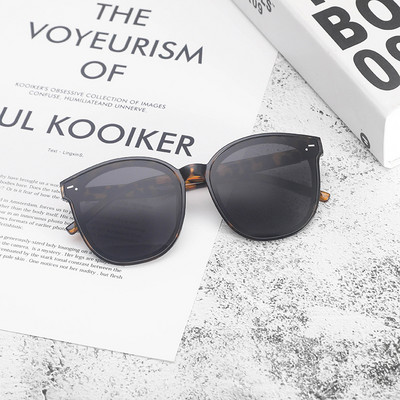 Uus mudel värviliste plastikraamidega naiste prillid