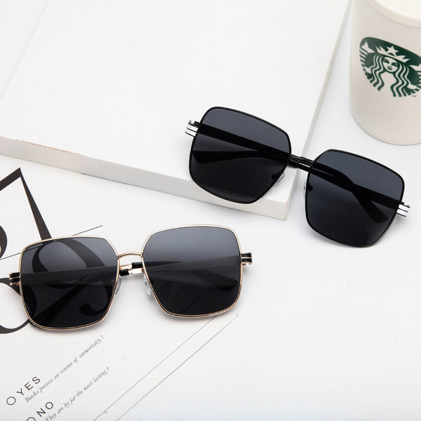 Meeste päikeseprillid - retro stiilis