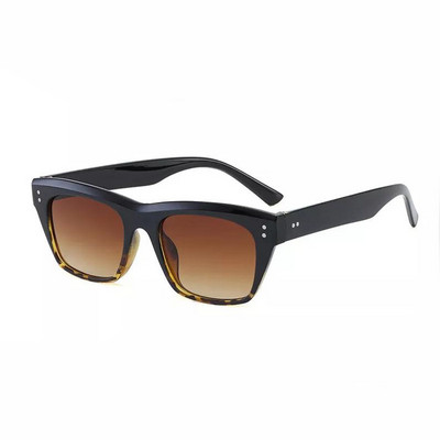 Laia raamiga vabaaja meeste päikeseprillid