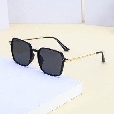 Retro stiilis metallraamidega meeste päikeseprillid