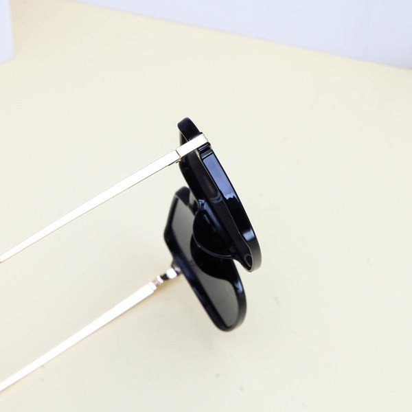 Retro stiilis metallraamidega meeste päikeseprillid