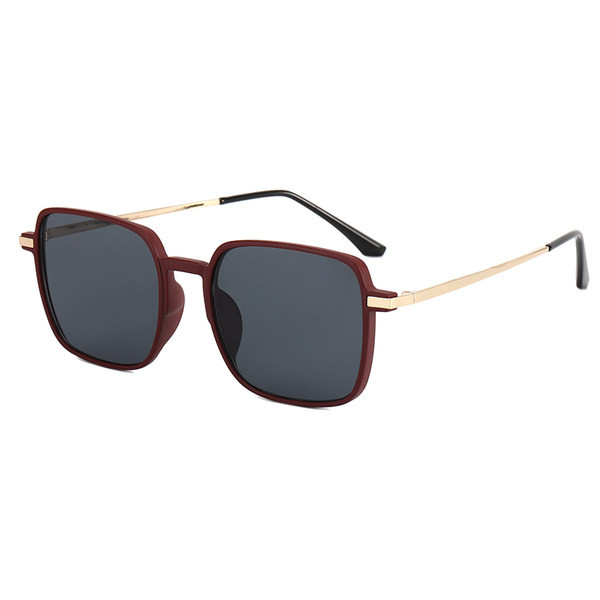 Retro stiilis metallraamidega meeste päikeseprillid