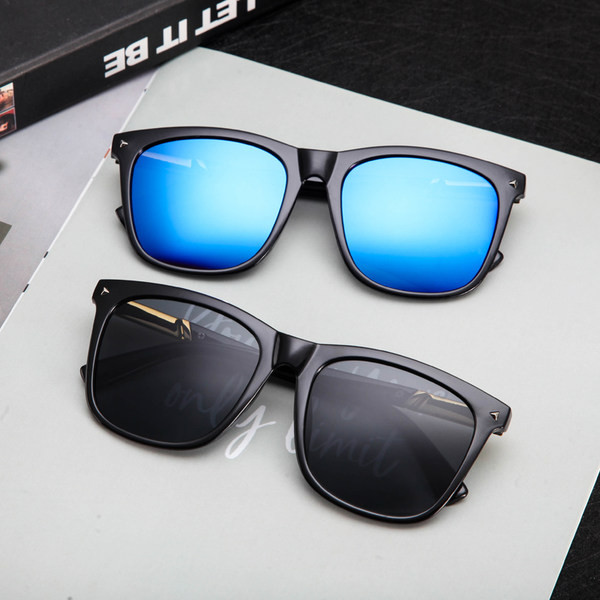 UV-kaitsega vabaaja meeste päikeseprillid