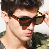 Uus ruudu kujuga meeste päikeseprillide mudel