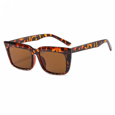 Uus ruudu kujuga meeste päikeseprillide mudel