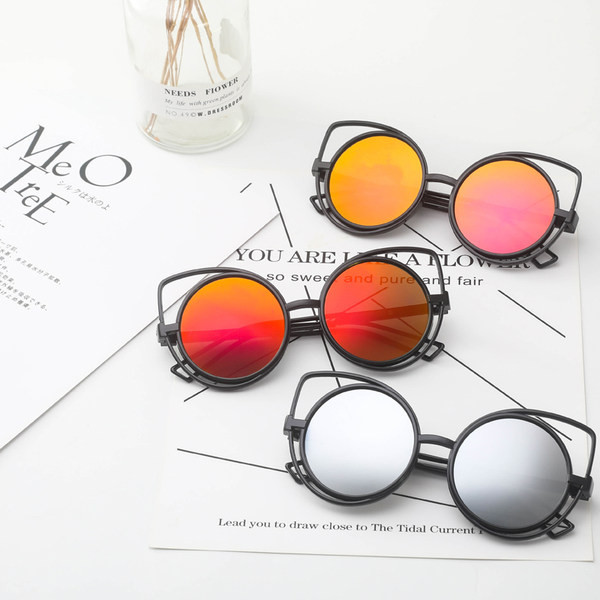 Ümarate klaaside ja UV-kaitsega meeste prillid