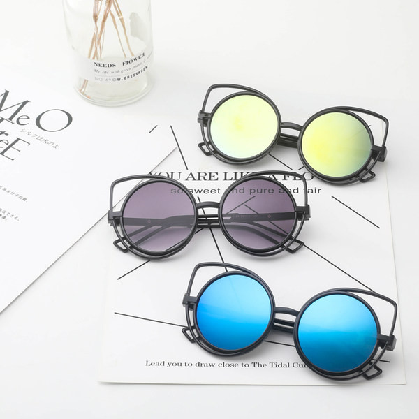 Ümarate klaaside ja UV-kaitsega meeste prillid