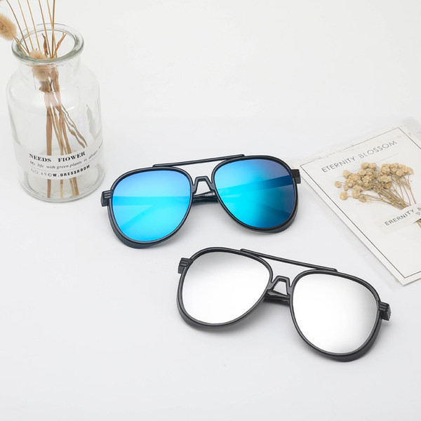 Muške naočale u retro stilu avijatičarskog tipa