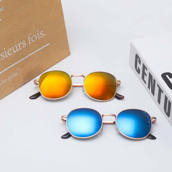 Meeste retro ümarad prillid mitmes värvitoonis