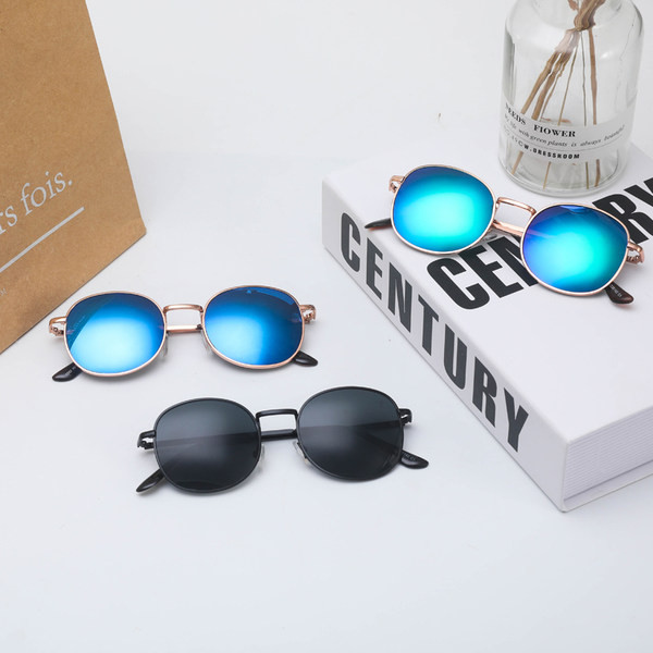 Meeste retro ümarad prillid mitmes värvitoonis