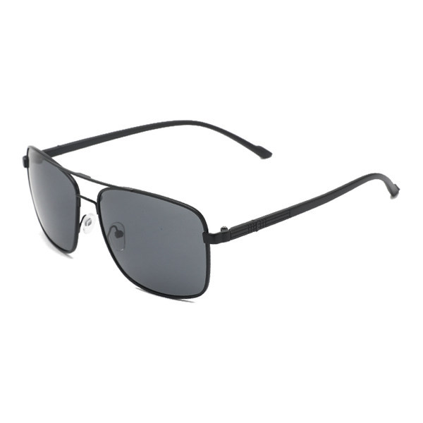 Ruudukujulised unisex metallraamidega päikeseprillid