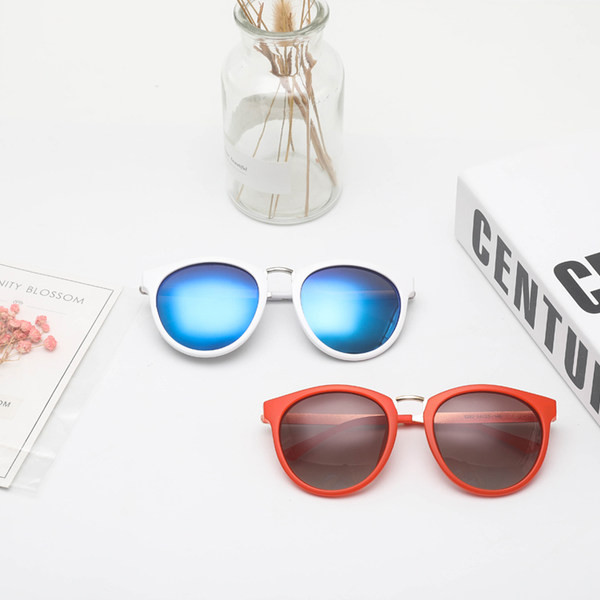 Muške polarizirane naočale s okvirom u boji