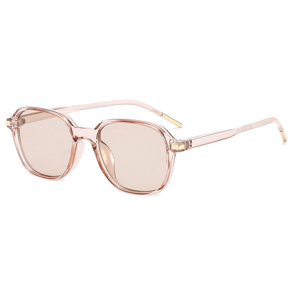 Plastikust värviliste raamidega meeste prillid