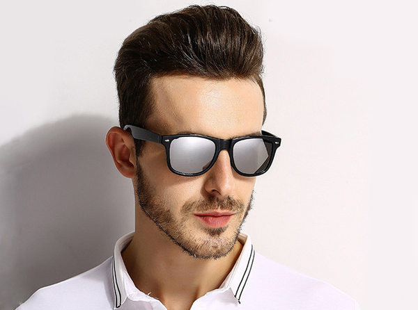 Uus mudel kandiliste klaaside ja õhukeste raamidega meeste prillid