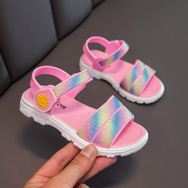 Детски сандали с лъскав ефект