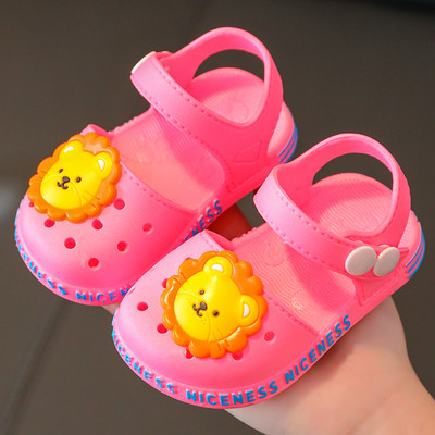 Детски гумени сандали с апликация и надпис