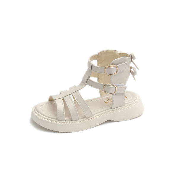 Лачени сандали за момичета с метална катарама и връзки