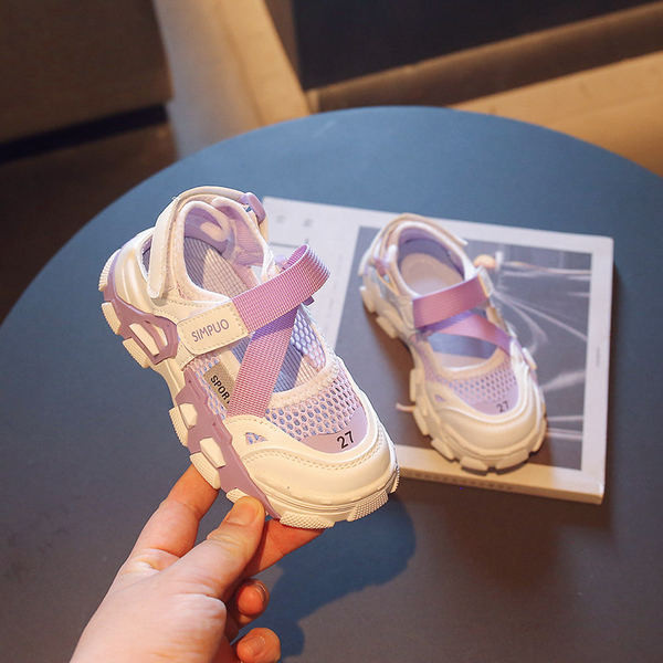 Детски затворени сандали от еко кожа с велкро закопчаване за момичета 